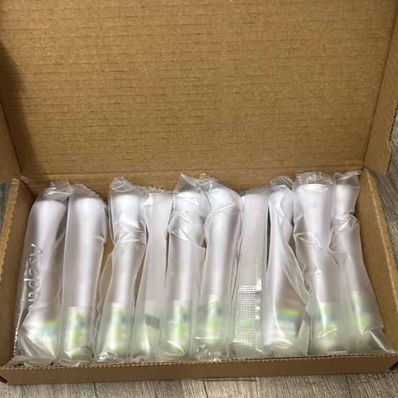 NIB, Replacement Toothbrush Heads (10pk) - Compatible with Philips Sonicare - Picture 5 of 5
